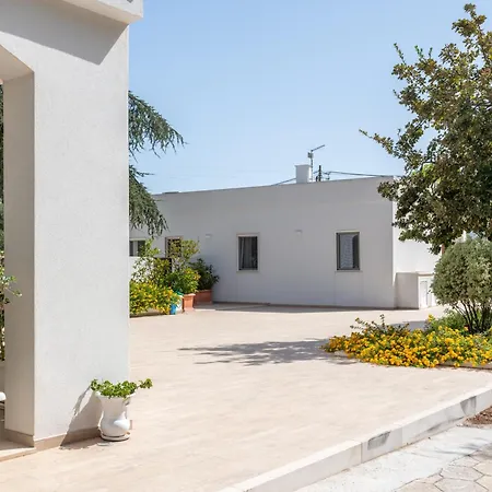 Дом отдыха In Остуни