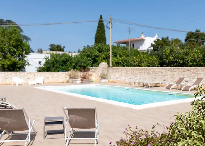 In Дом отдыха Остуни