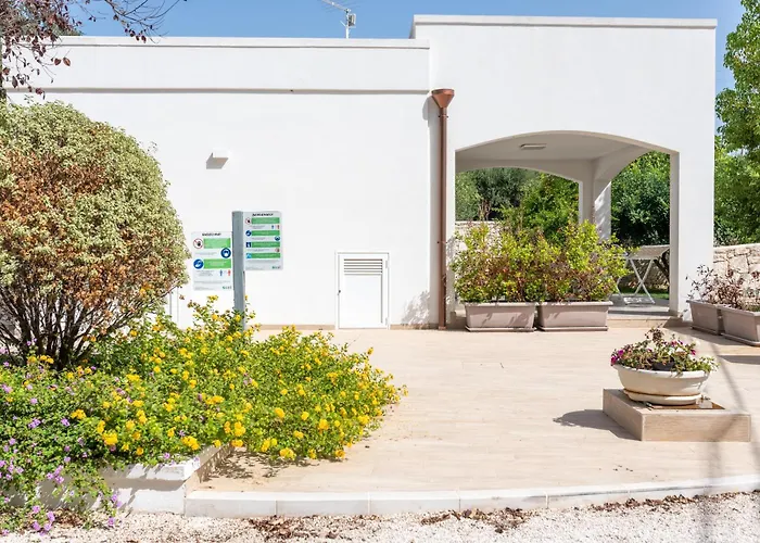 In Дом отдыха Остуни