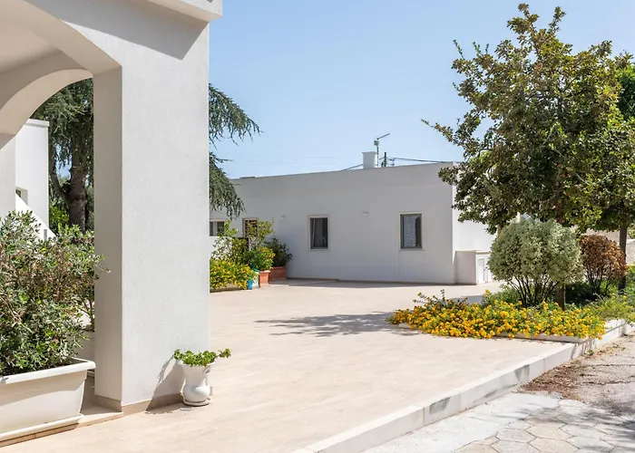 度假居 In 奥斯图尼